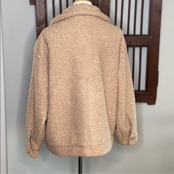 H&M FAUX‎ TEDDY SHEARLING
JACKET LIGHT BEIGE SZ LARGE - Picture 3 of 6